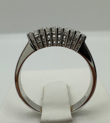 Anello Veretta Perry