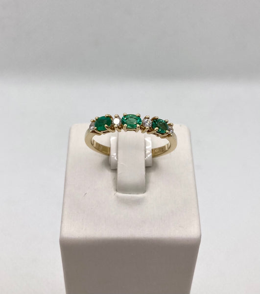 Anello Perry